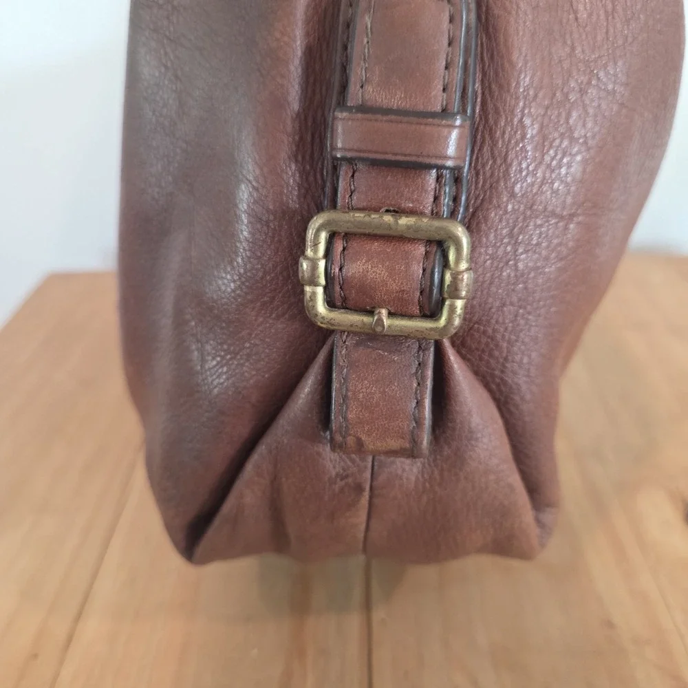 Coach Madison Phoebe Leather Hobo Shoulder Bag Brown Brass Hardware Style 19890